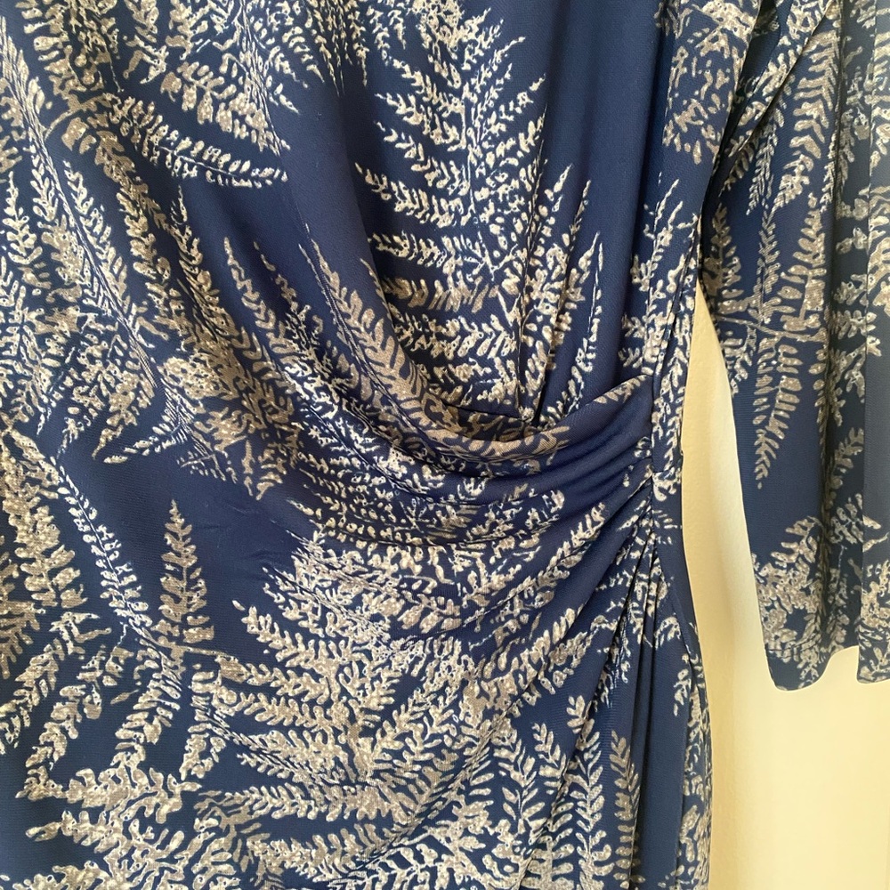 Like new Talbots midi dress in good quality stretch fabric.